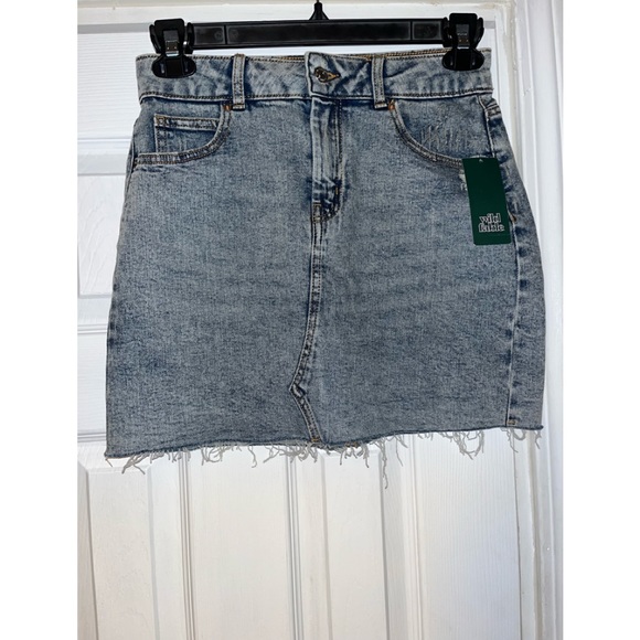 NWT, Wild Fable Jean Skirt, Size 4 - Picture 1 of 4